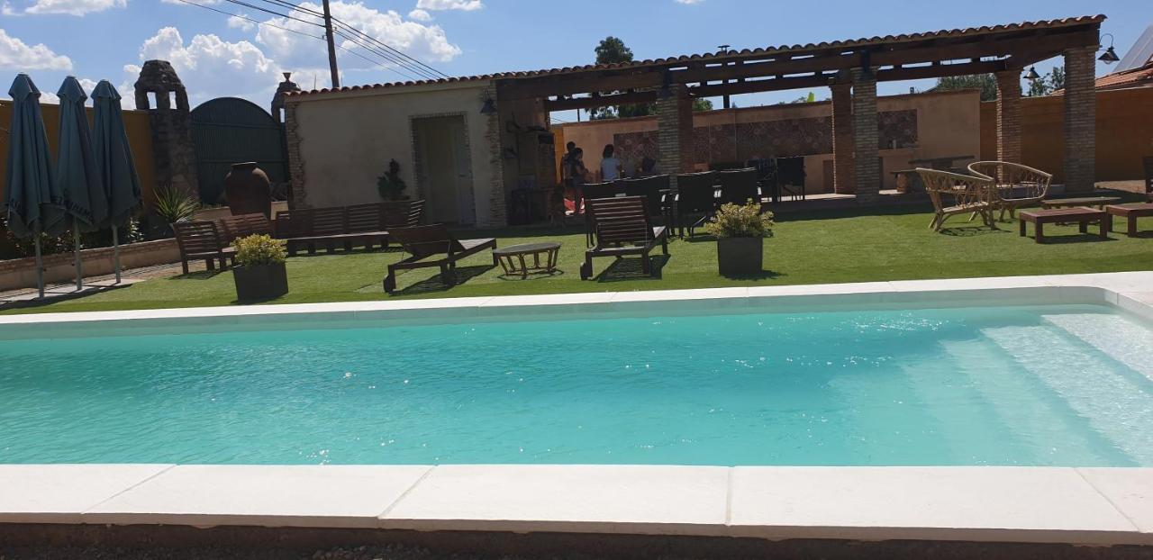 Casa Rural La Piedra De Juana Malpartida de Caceres Luaran gambar