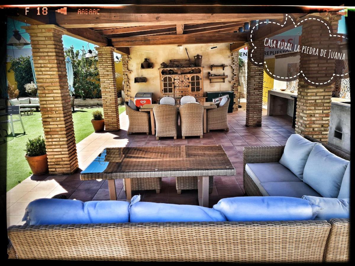 Casa Rural La Piedra De Juana Malpartida de Caceres Luaran gambar