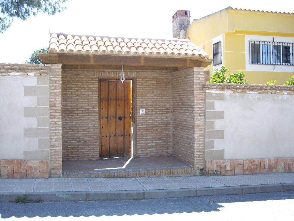 Casa Rural La Piedra De Juana Malpartida de Caceres Luaran gambar